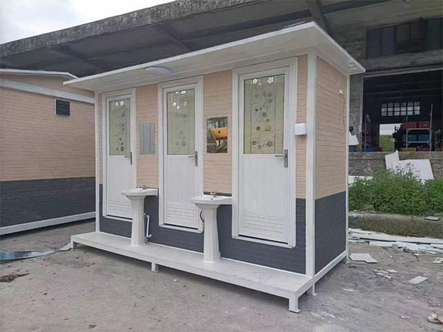 移动厕所岗亭06